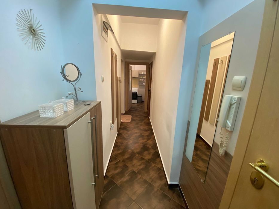 Дава се под наем Тристаен апартамент в София, Център - 70 кв.м за 680 € - Снимка #9