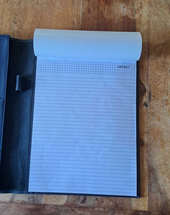 папка луксозна за документи кожена синя Марксман Marksman Размер А4