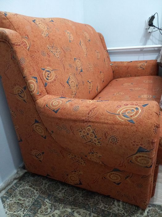 Продам кухонный диван