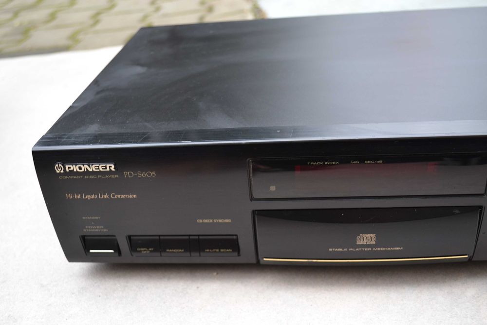 Cd player  pioneer pd s 605 Defect
