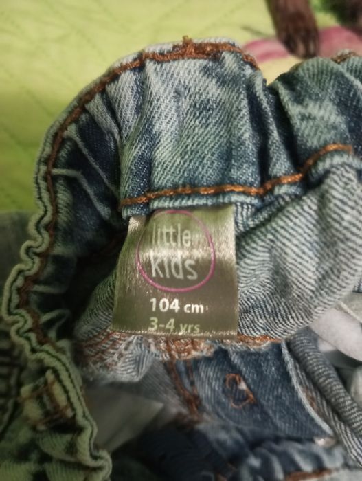 Детски дънки за момиче