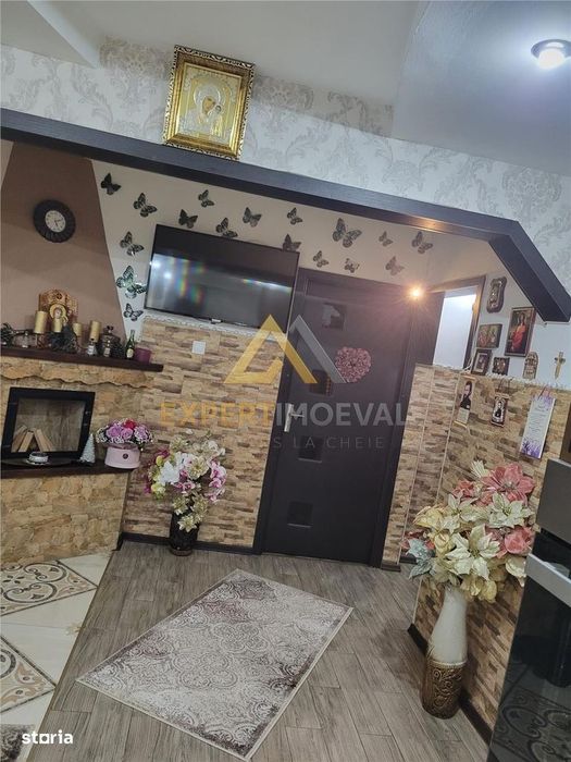 Apartament 3 camere str Garii