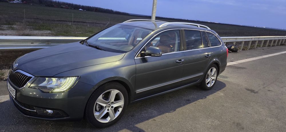 Skoda superb  facelift