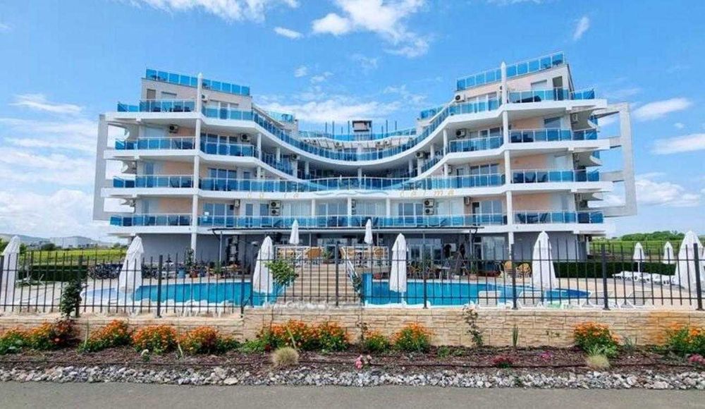 Продава се Тристаен апартамент в Свети Влас - 97 кв.м за 954 €/кв.м - Снимка #1