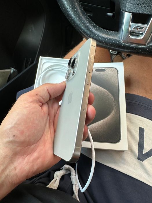 Iphone 15 PRO 128 baterie 94%