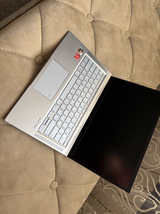 Ноутбук ASUS Zenbook