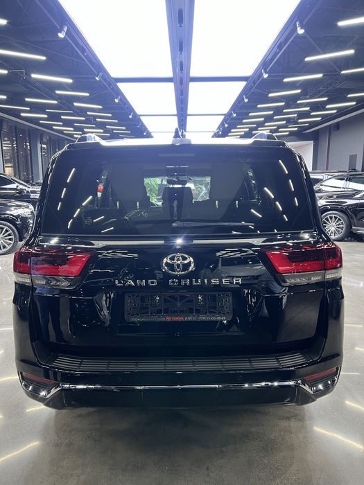 Toyota 300 Land Cruiser