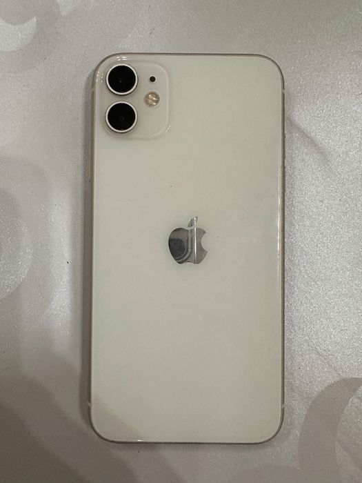 Продам iphone 11 срочно