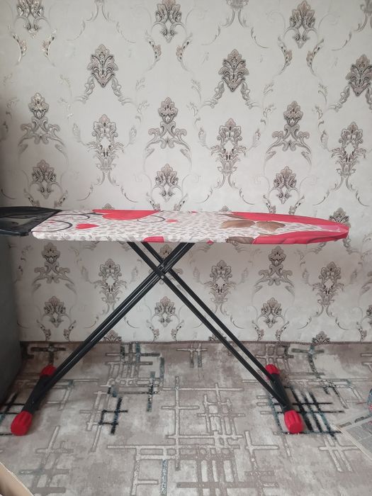 Дазмол стол зудлик билан сотилади кам ишлатилган холати зур