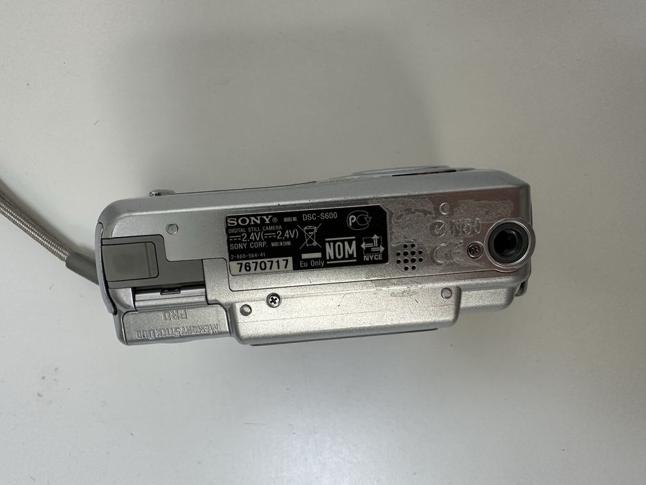 Sony DSC S 600 (pentru piese)