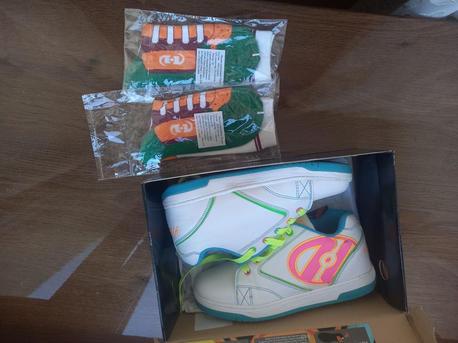 Кроссовки с колесиками