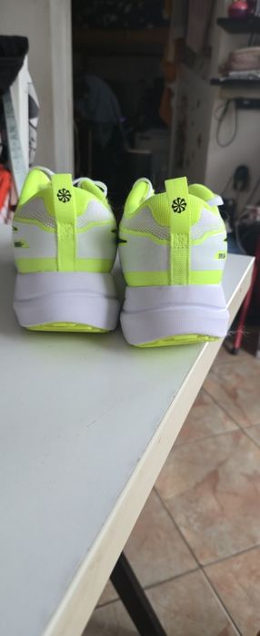Унисекс маратонки
