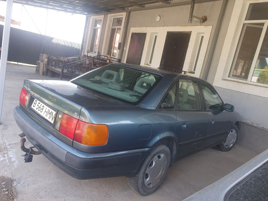 Продам Audi C4 1991 года