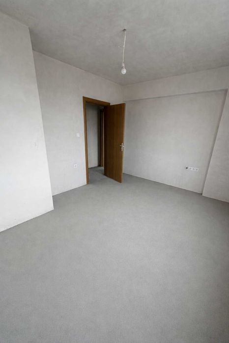 Продава се Двустаен апартамент в Пловдив, Тракия - 62 кв.м за 724 €/кв.м - Снимка #2