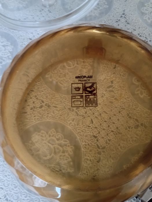 Продаётся  мультиварка Viconte-600