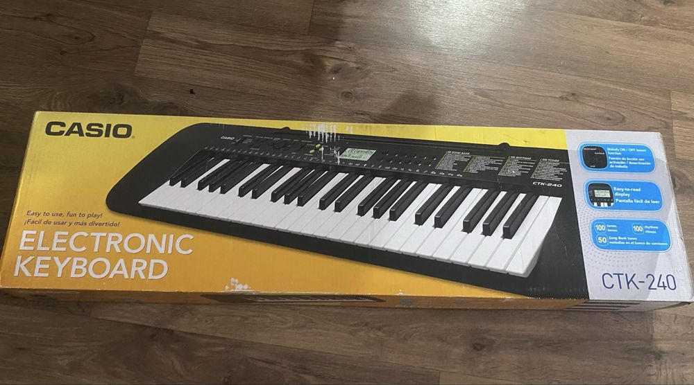 Синтезатор Casio СТК-240
