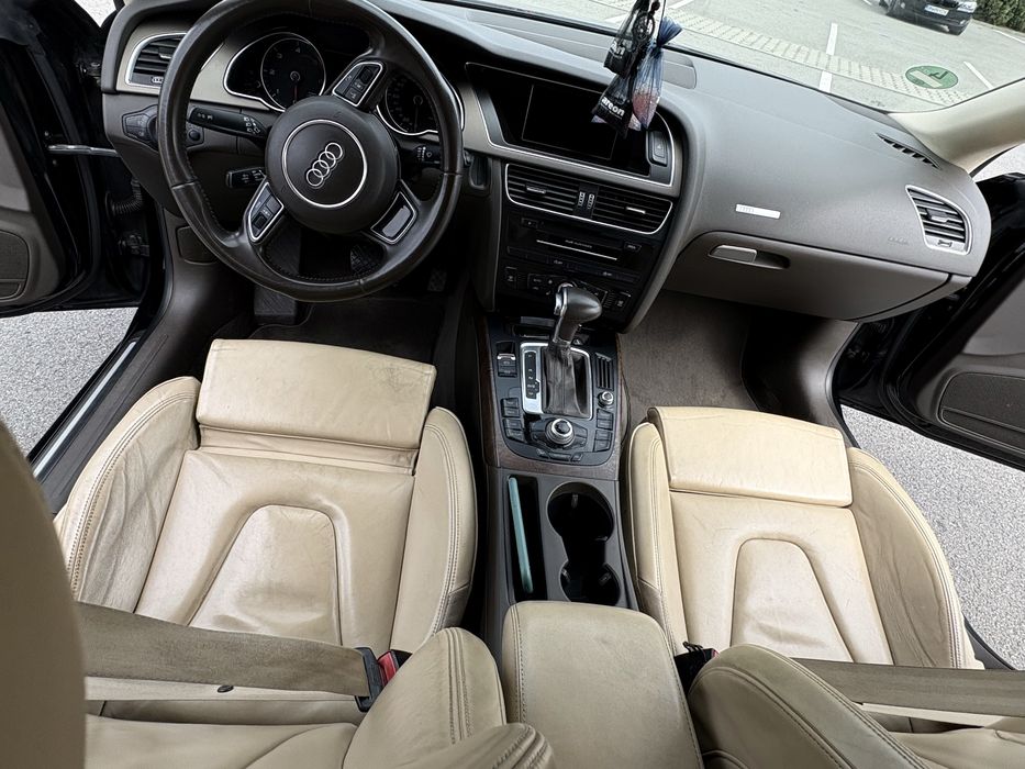 Vand Audi A5  stare foarte buna