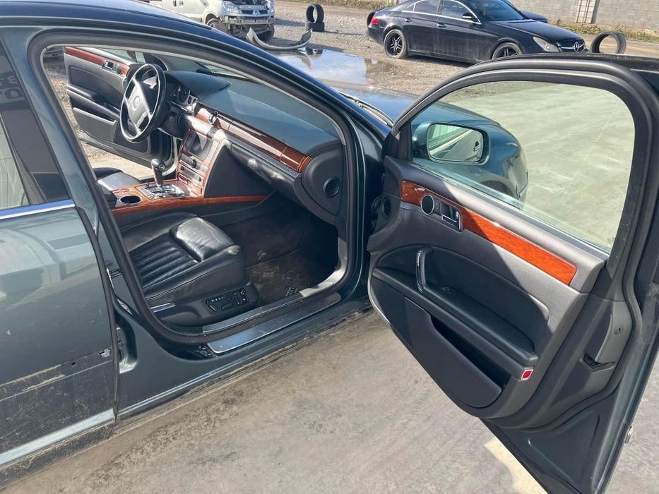VW Phaeton 3.0TDI V6 224hp на части