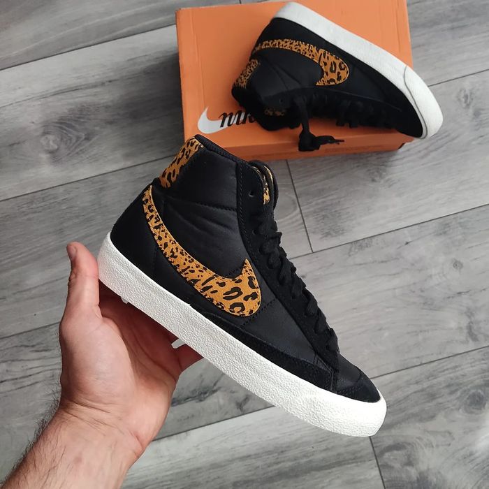 Nike Blazer Mid 77
