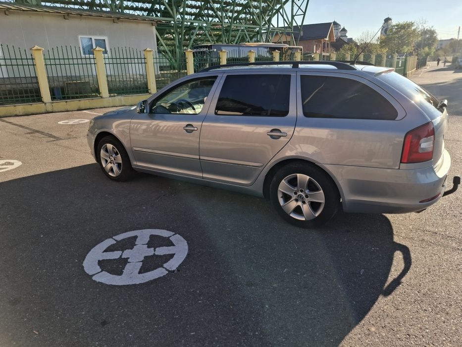 SKODA Octavia 2011 — imagine 2