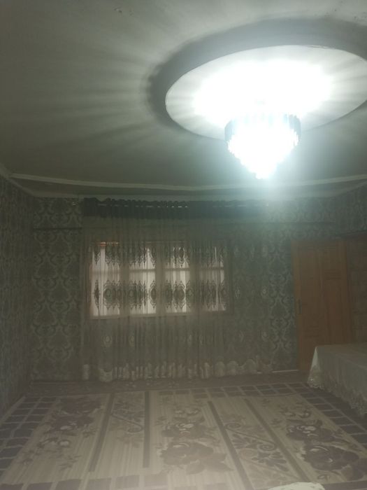 3 honali uy sotiladi