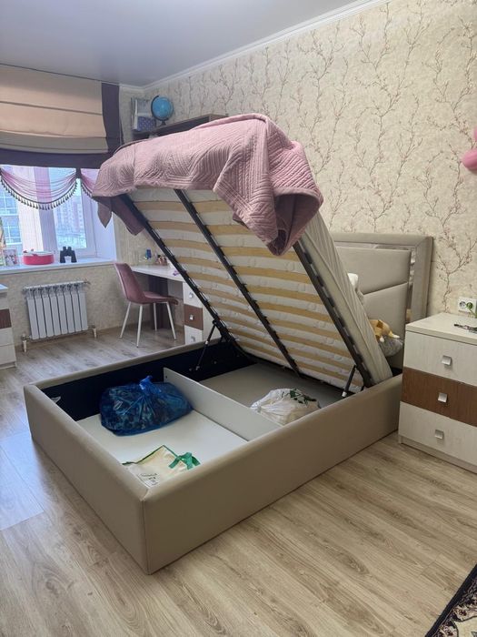 Продам кровать + матрас