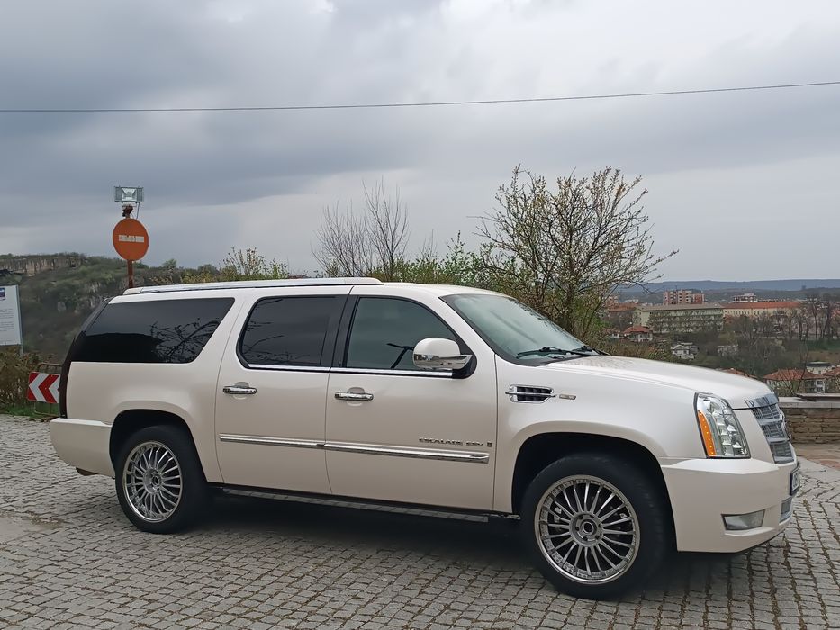 Кадилак Ескалейд Платинум НАЕМА СЕ ЗА ПРАЗНЕНСТВА