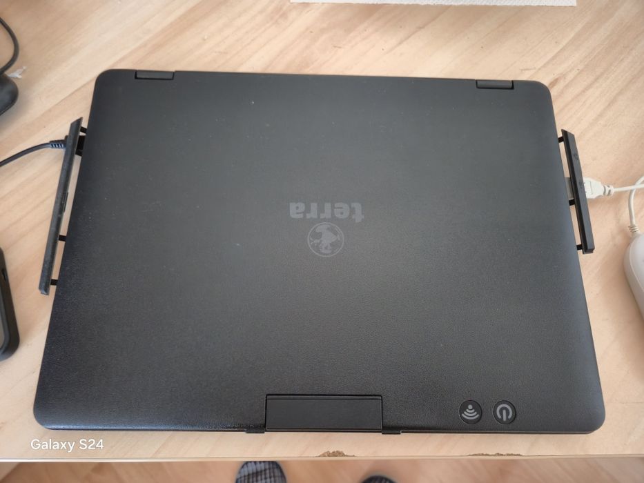 Laptop terra computer