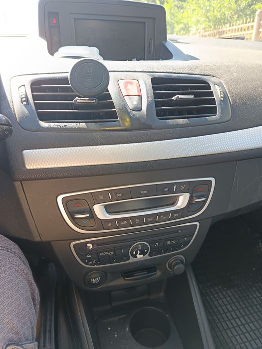Vand , schimb Renault Megan 3 , motor 1.9