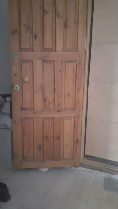 Отдам даром дверь. Самовывоз.