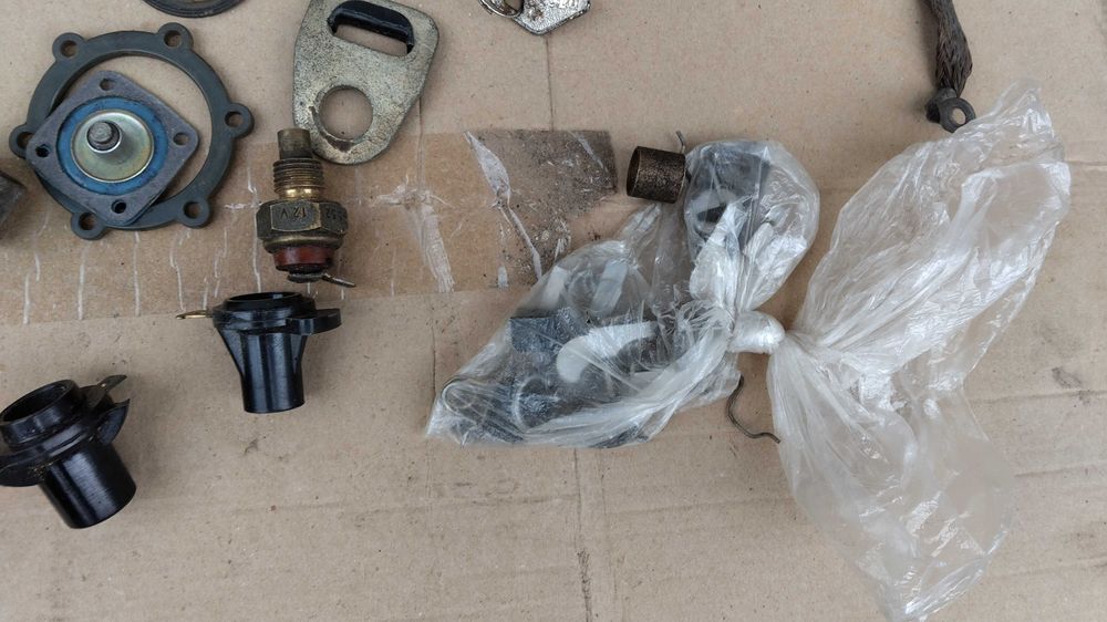 Piese Dacia 1300 1310 noi si folosite