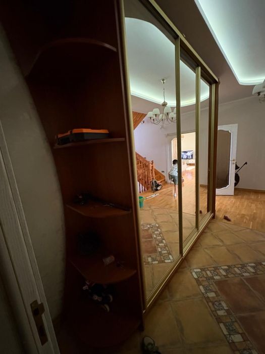 Продается Прихожая б/у