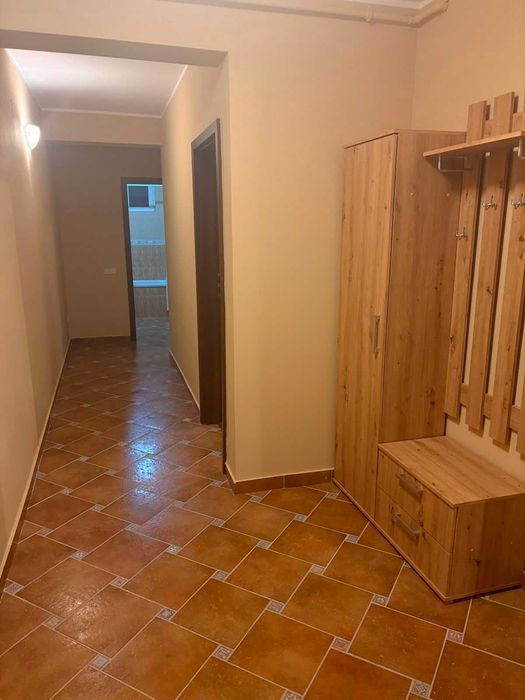apartament de inchiriat