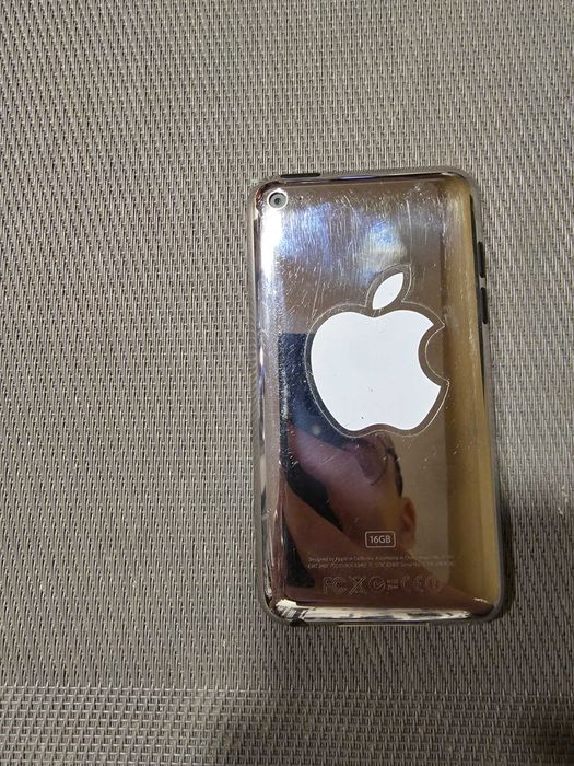 Ipod touch 4th generation 16gb