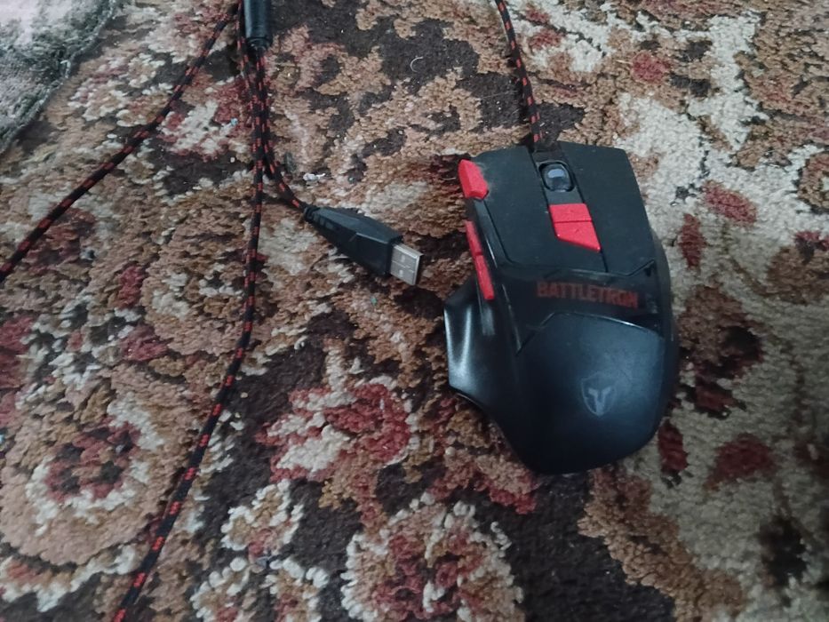 Vând Volan+Tastatura&Mouse+Sursa+Monitor