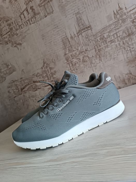 Оригинальные кроссы Reebok