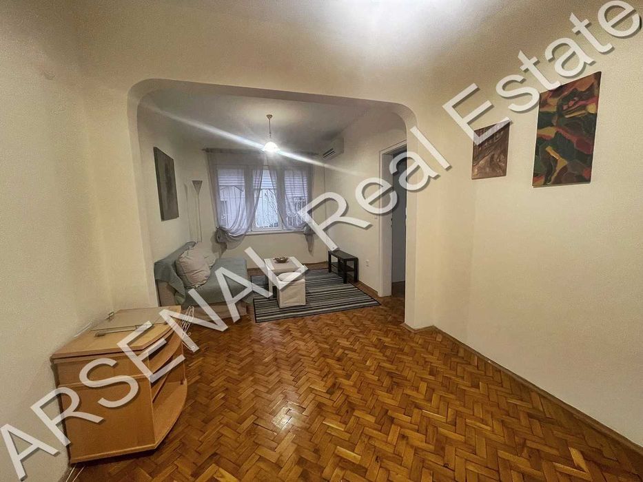 Дава се под наем Двустаен апартамент в София, Лозенец - 75 кв.м за 747.66 € - Снимка #2