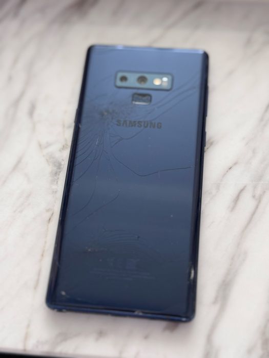 Z Flip 1 5g | Note 9 || флип 1 5г Ноут 9