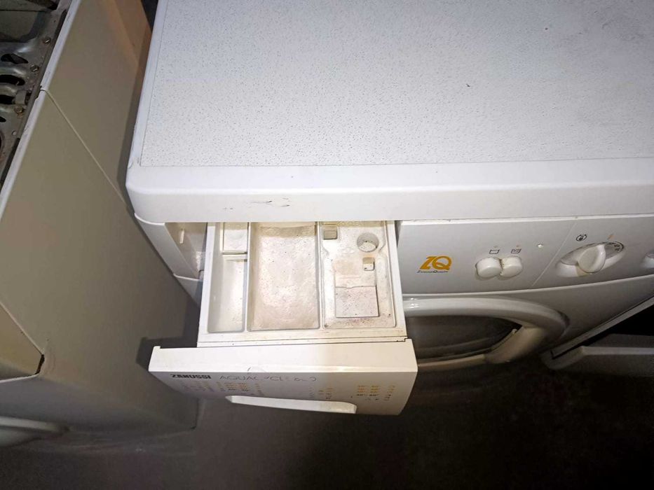 Стиральная машина Zanussi