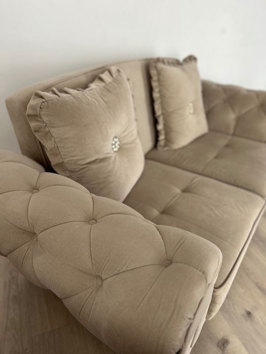 Canapele elegante
