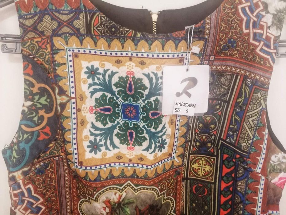 Продавам дамска рокля