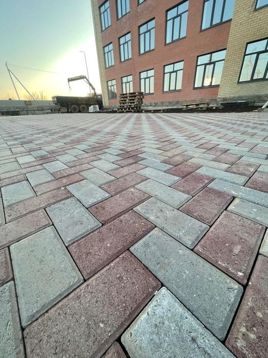 Укладка брусчатка бордюры порегреб