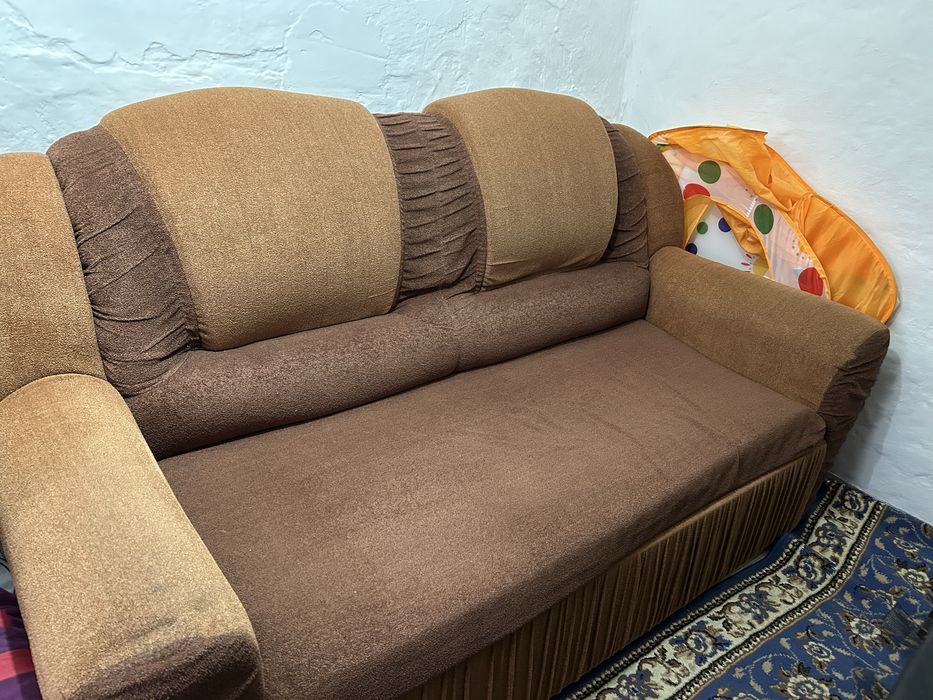 Продам угловой диван