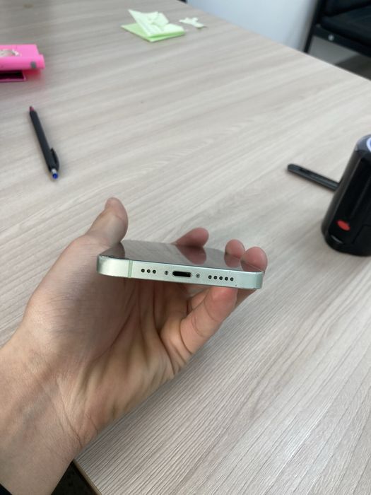 Продам 12 айфон на 64гб