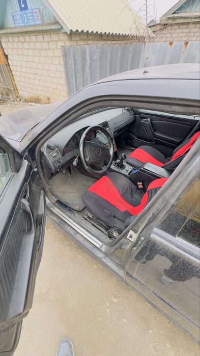 Продам мерс 202 2:8