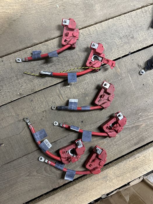 Borna plus bmw e87 e81 e82 capsa baterie bmw e87 e81 82