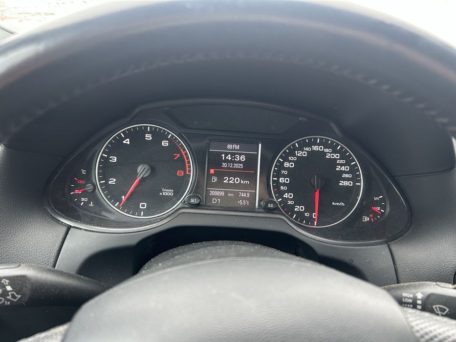 Audi Q5 din 2012 /2000 benzina 212HP