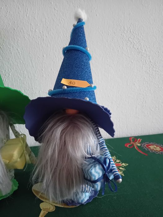 Decorațiuni si jucării de Crăciun la prețuri de poveste