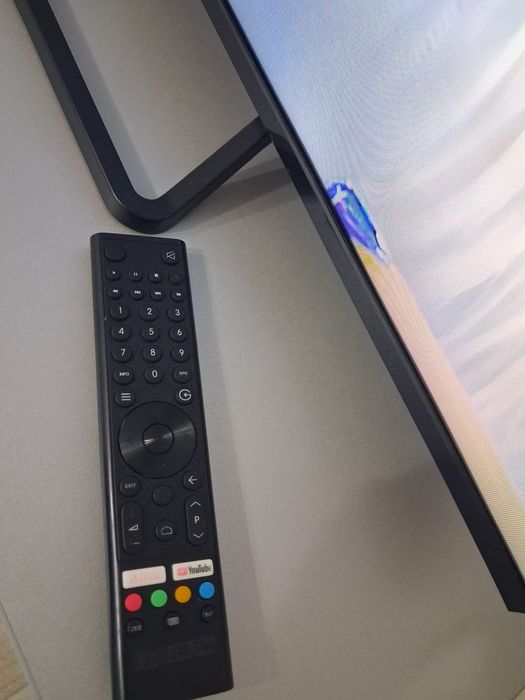 Televizor Smart TV 100 cm (40"inch) – stare foarte bună