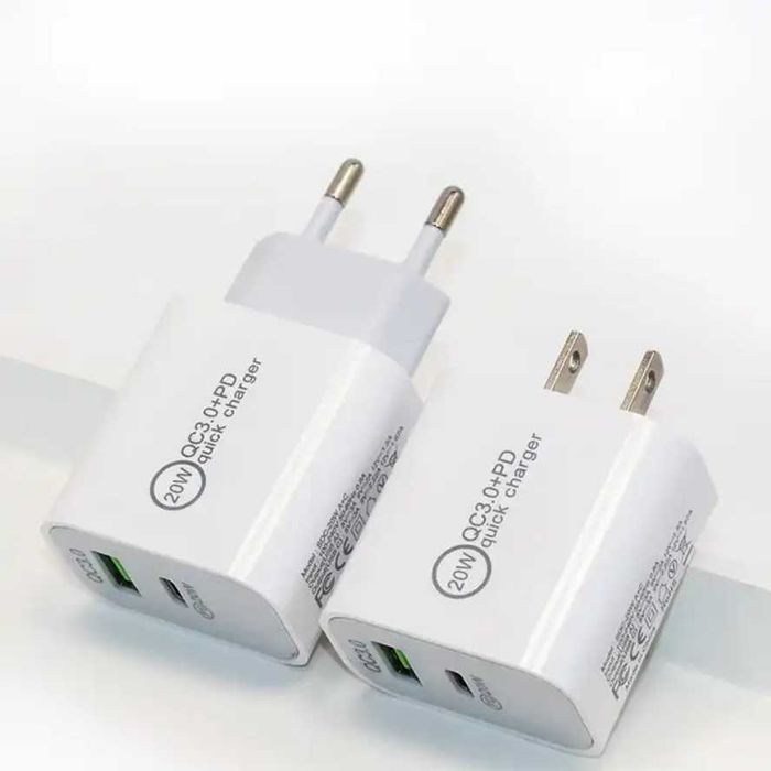 Бързо зарядно 20W , 220V, с два изхода USB-C, 3A